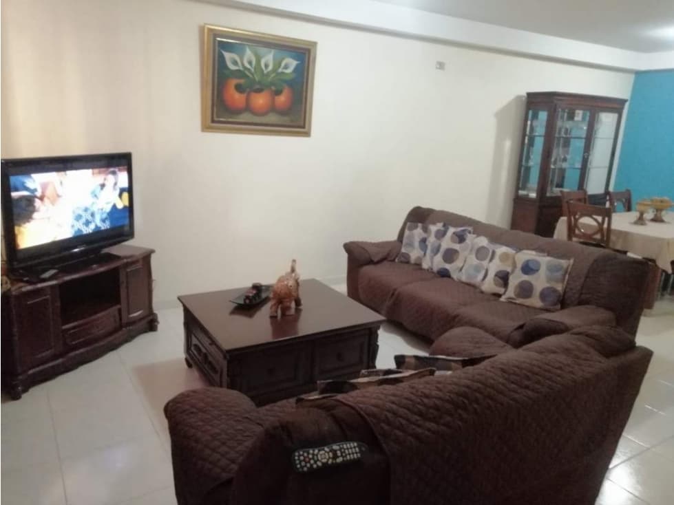 Alquiler de Casa Moderna Cerro Viento — foto 2