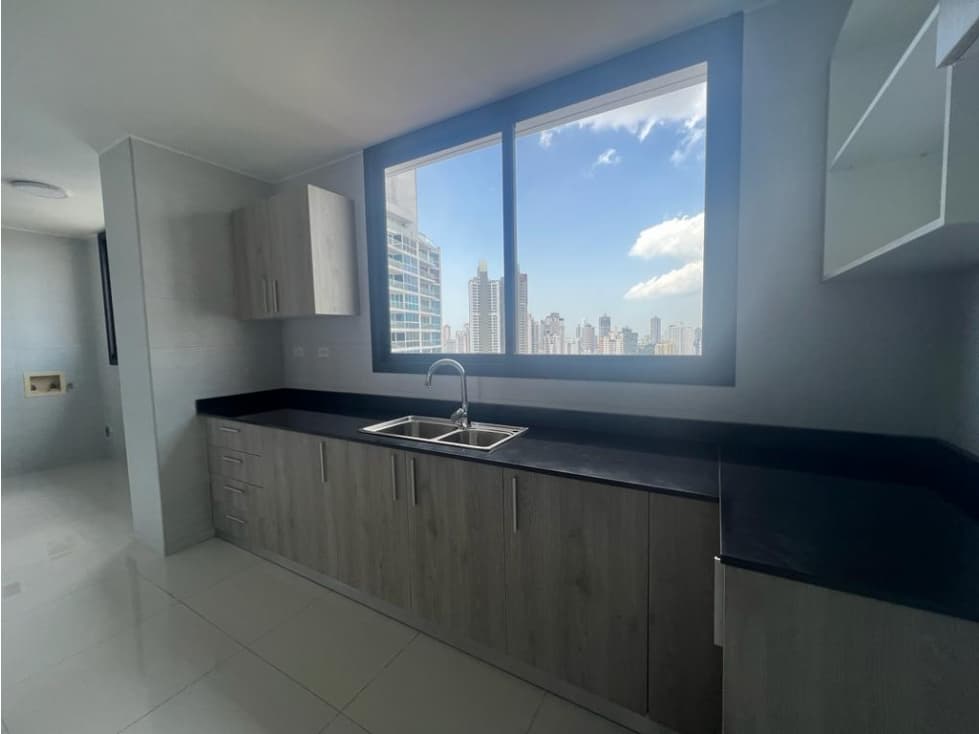 EL CANGREJO ,PH CARRERAS TOWER — foto 5