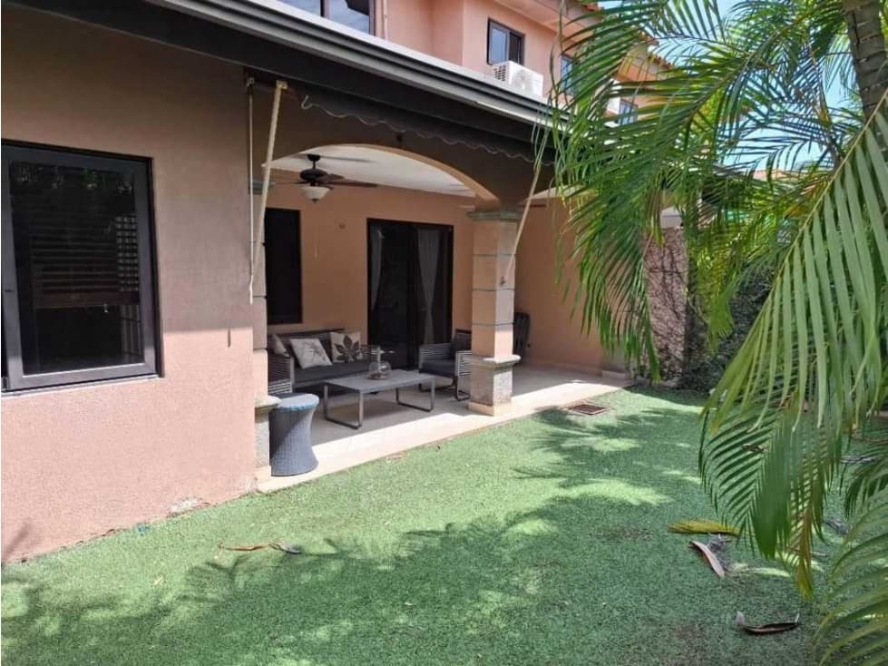 ALQUILER DE HERMOSA CASA EN VERSALLES, CASA RADICAL — foto 5