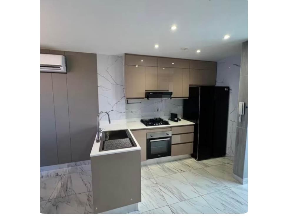 Apartamento en Avenida Balboa en Alquiler, 50m2 — foto 3