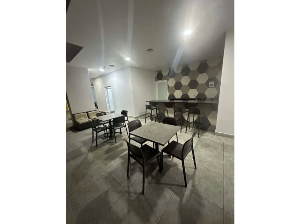 Junior Penthouse en Alquiler - Vía España — foto 3