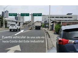 LOCAL COMERCIAL EN PARQUE LEFEVRE 300M2 CERCA DE COSTA DEL ESTE
