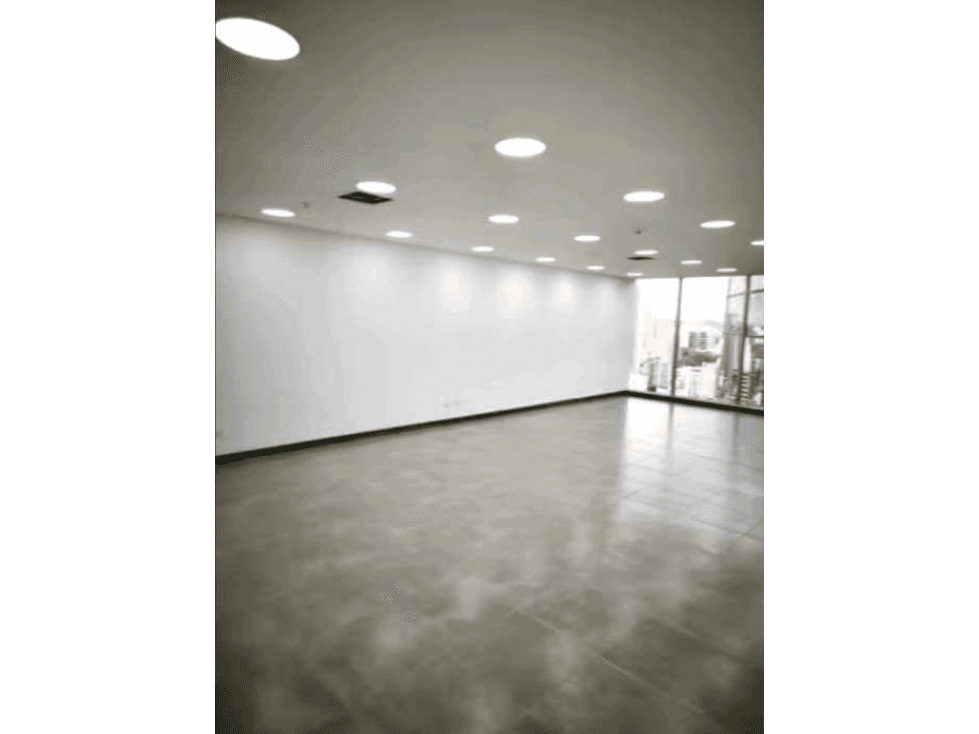 OFICINA EN OBARRIO PH ATRIUM 67M2 SIN DIVISIONES — foto 2