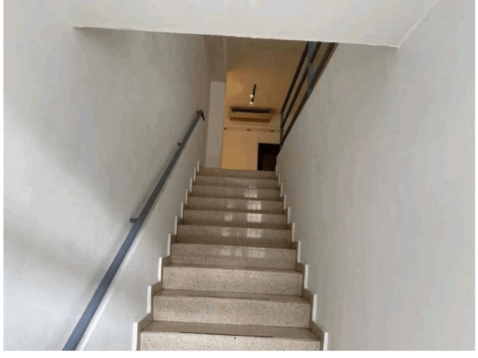 LOCAL COMERCIAL EN MARBELLA EDIFICIO MARSELLA 120M2 — foto 3