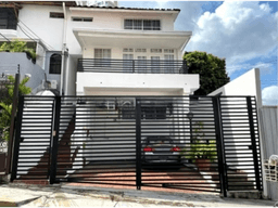CASA DUPLEX EN HATO PINTADO 243M2 CERCA DE LA 12 DE OCTUBRE