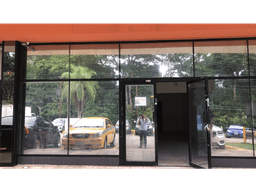 LOCAL COMERCIAL EN ALBROOK COMMERCIAL PARK 193M2 PLANTA BAJA