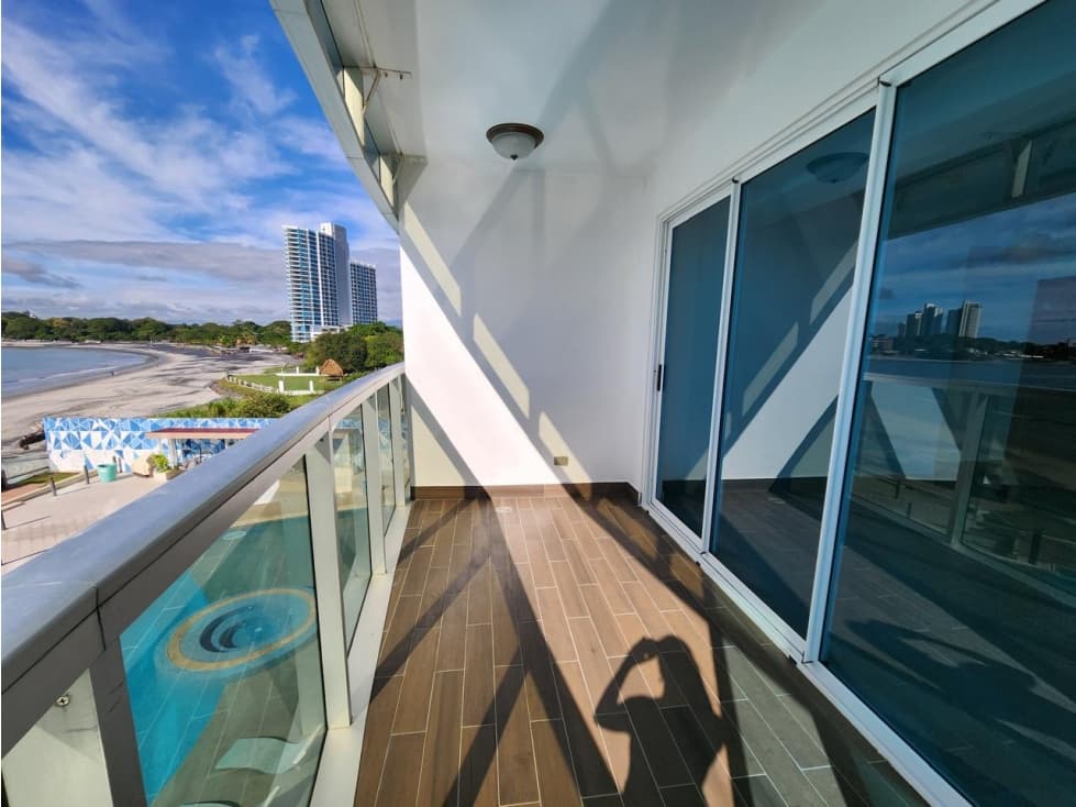 APARTAMENTO EN VENTA OCEAN WAVES NUEVA GORGONA — foto 5