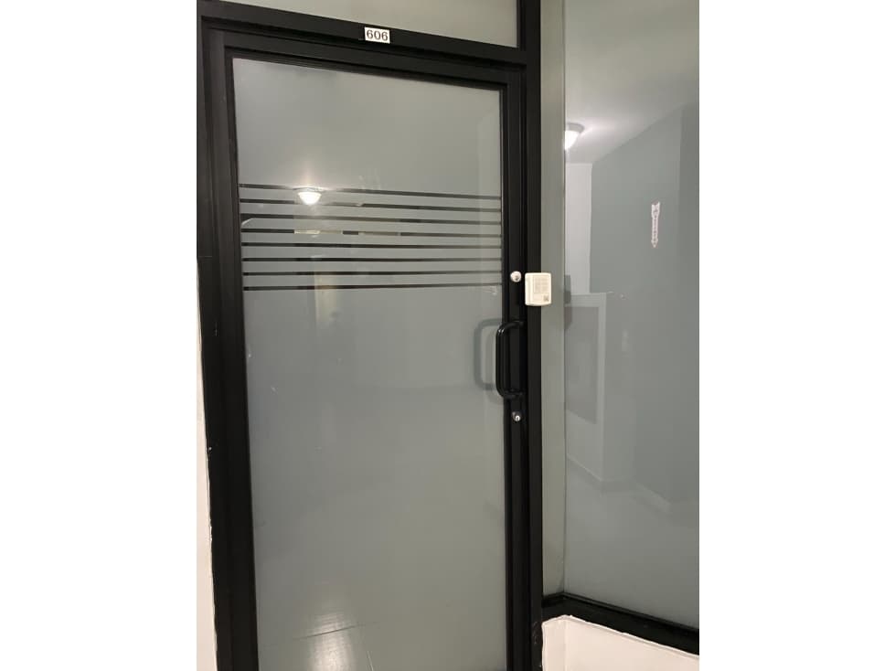 OFICINA EN ALQUILER TORRE IBC EL CANGREJO — foto 6