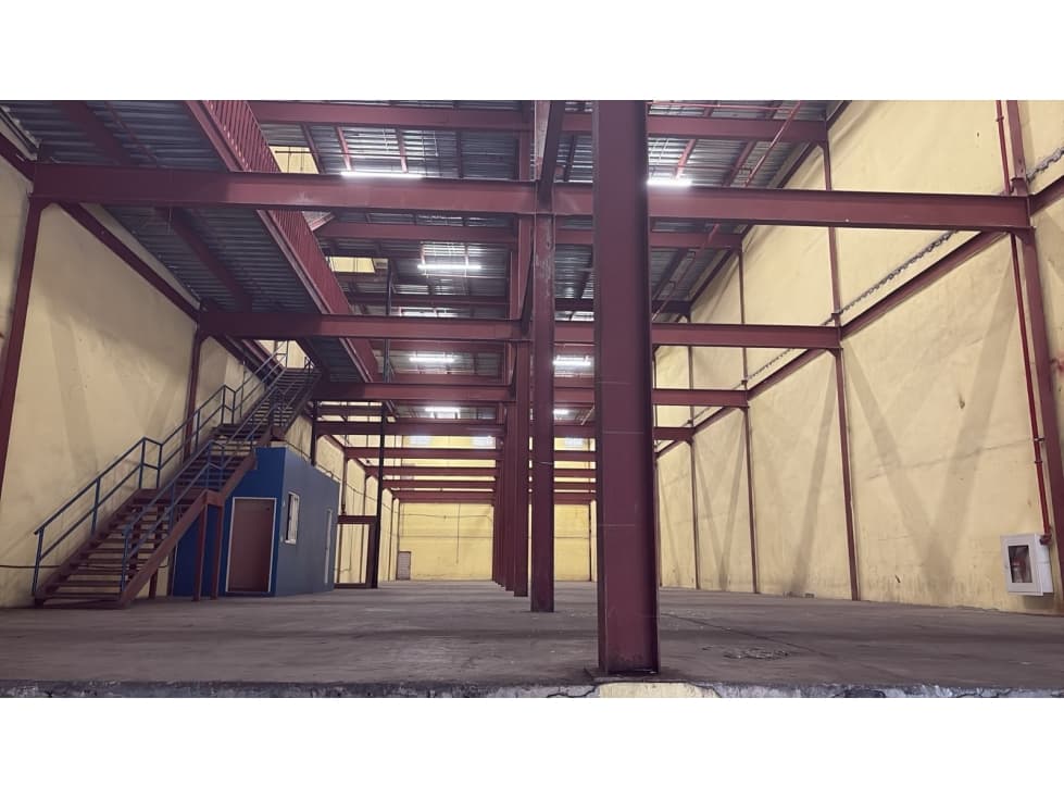 ALQUILO BODEGA COCOSOLITO ZONA LIBRE DE COLON — foto 3