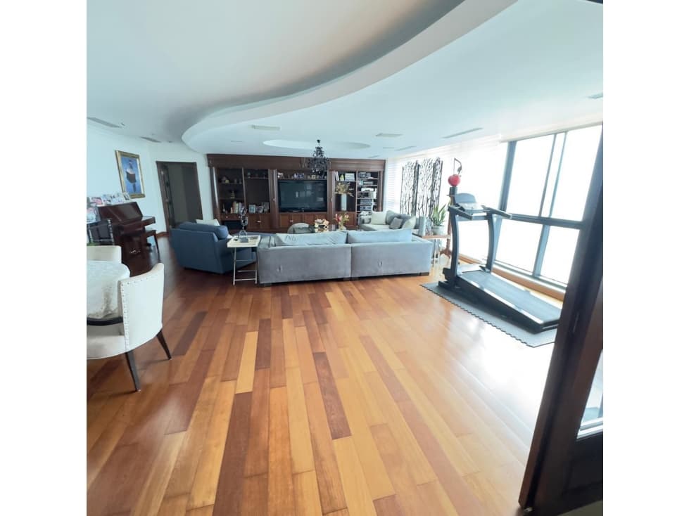 VENDO APARTAMENTO AVENIDA BALBOA MIRAMAR — foto 2