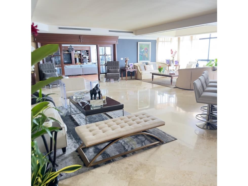 VENDO APARTAMENTO AVENIDA BALBOA MIRAMAR — foto 3