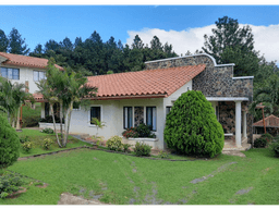 VENDO CASA ALTOS DEL MARIA
