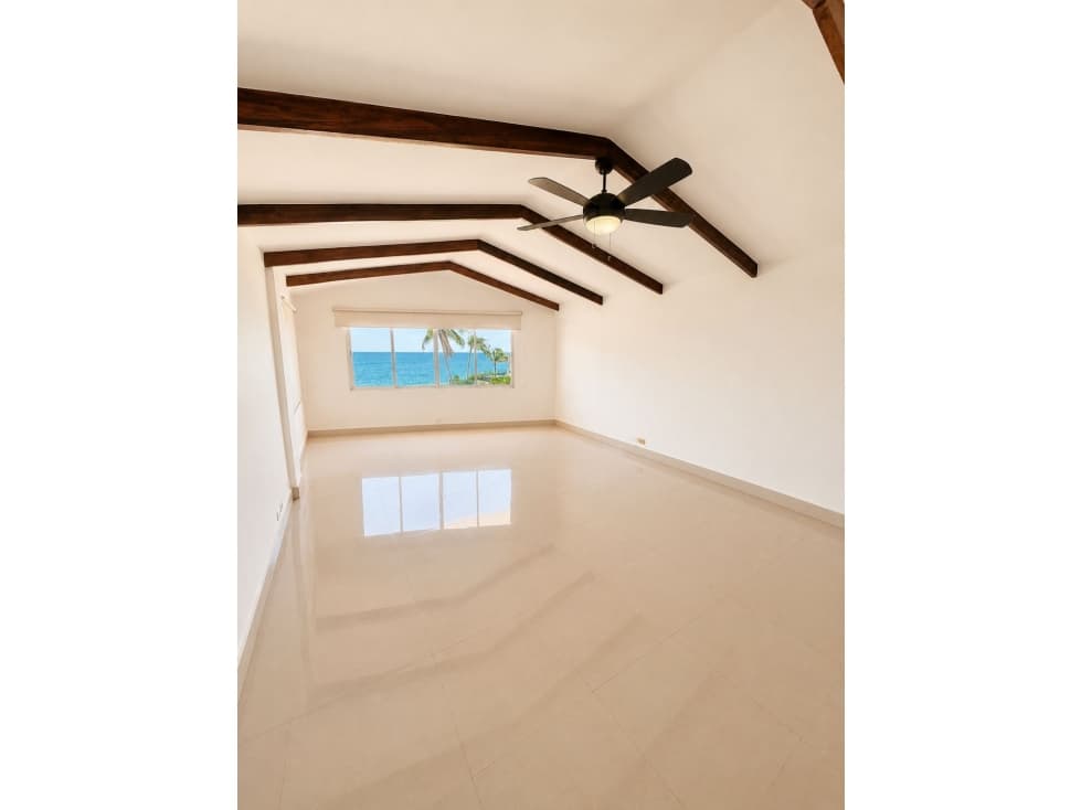 VENDO CASA CORONADO — foto 2