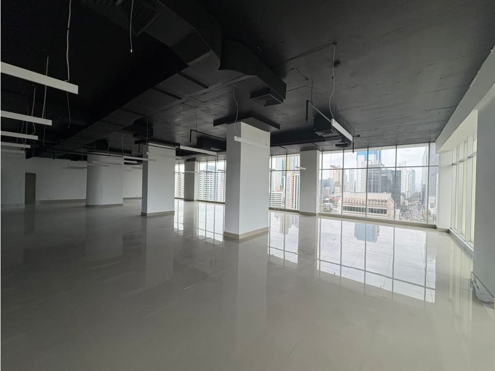 ALQUILO OFICINA CALLE 50 F&F TOWER REVOLUTION — foto 1