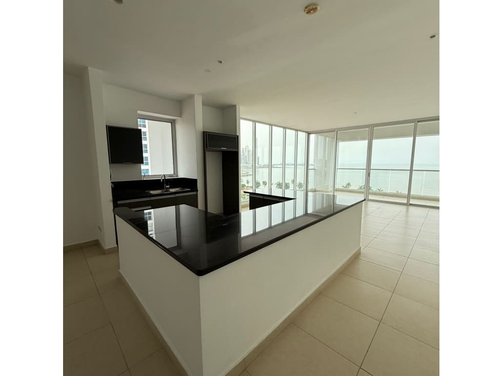 VENDO APARTAMENTO AVENIDA BALBOA RIVAGE TOWER — foto 2