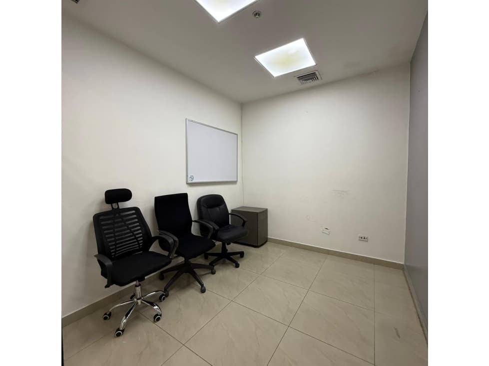 VENDO OFICINA AMOBLADA MARBELLA TORRE BANESCO — foto 6