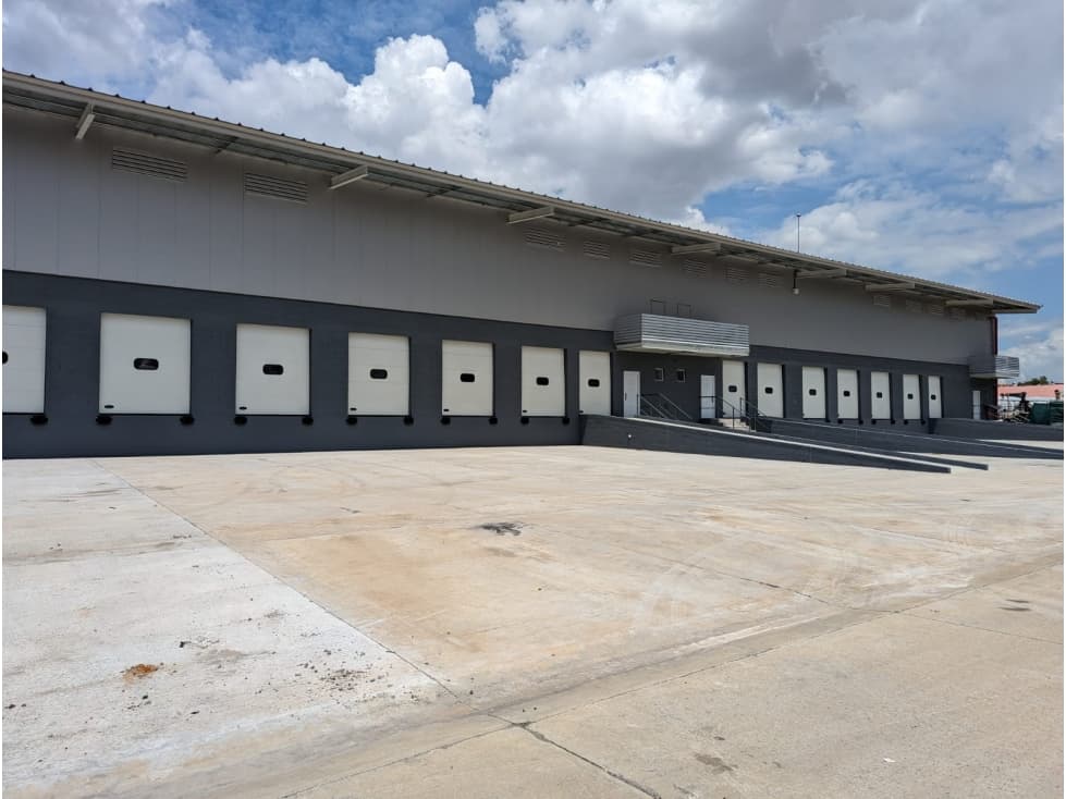 LLANO BONITO BODEGA ALQUILER — foto 4