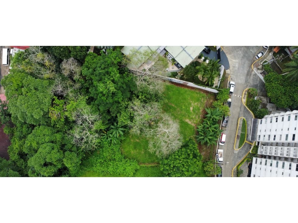 VENDO TERRENO LA CRESTA — foto 1