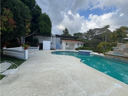 VENDO CASA SANTA CLARA