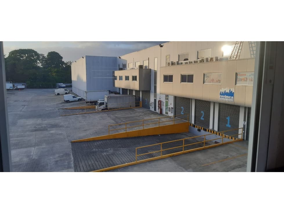 Bodegas Industriales Dos Caminos en venta, Tocumen Mañanitas — foto 2