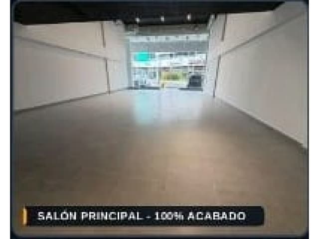 Alquiler de Local Comercial en Vía Brasil | City mall - 217m2