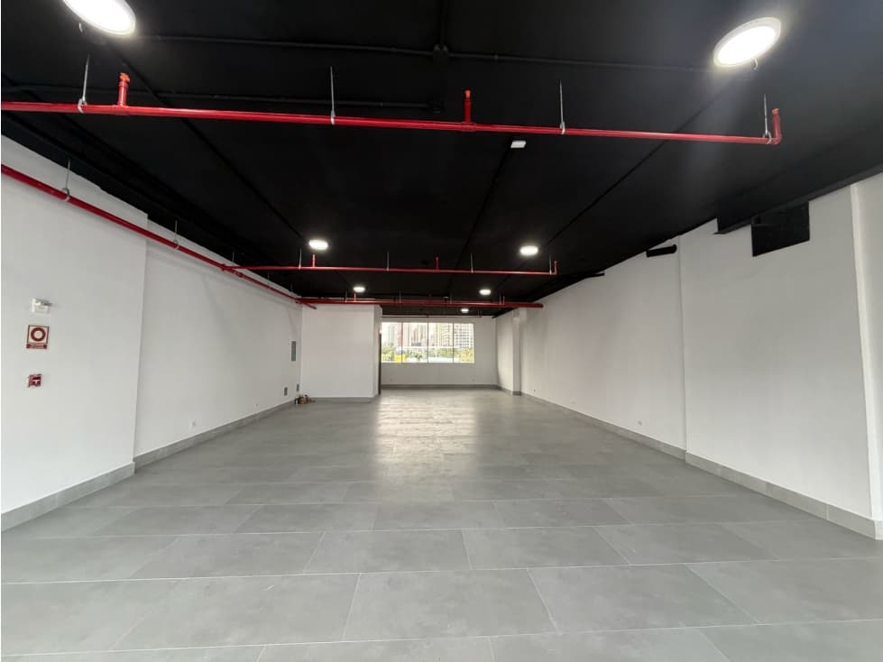 Local en alquiler | City mall Vía Brasil | 164m2 — foto 2