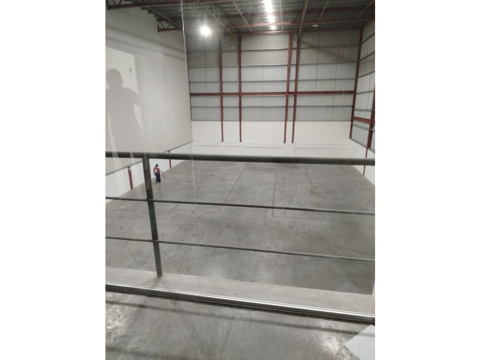Bodega a nivel de piso en alquiler - Vía Tocumen - 607m2 — foto 2