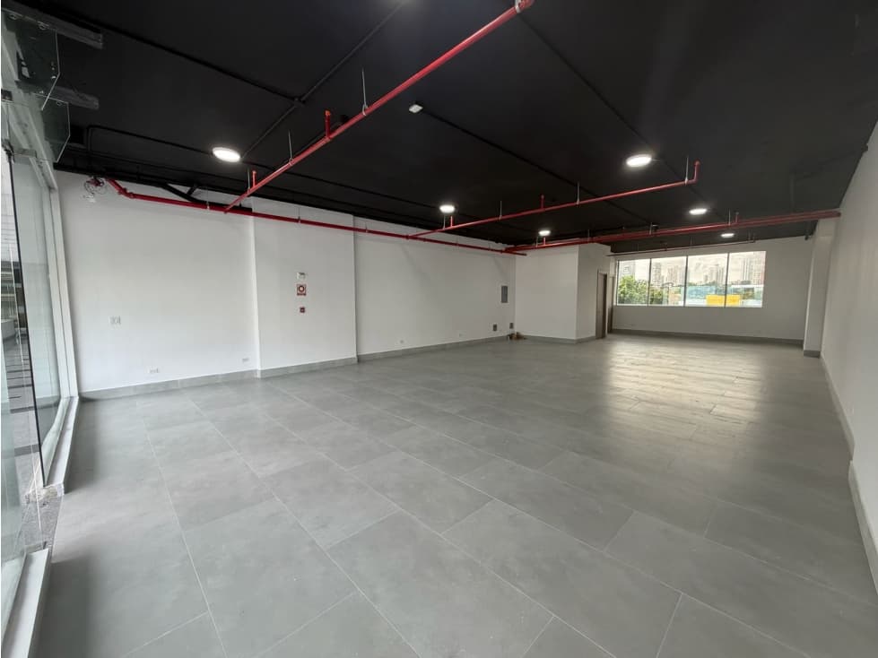 Local en alquiler | City mall Vía Brasil | 164m2 — foto 3
