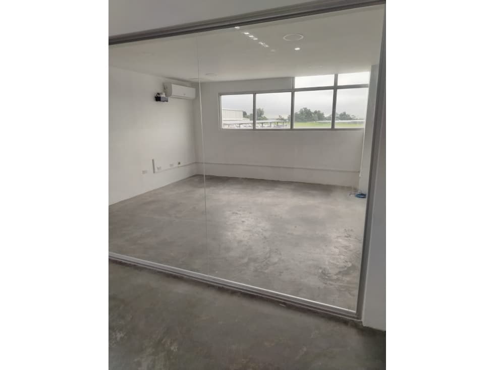 Bodega a nivel de piso en alquiler - Vía Tocumen - 607m2 — foto 4