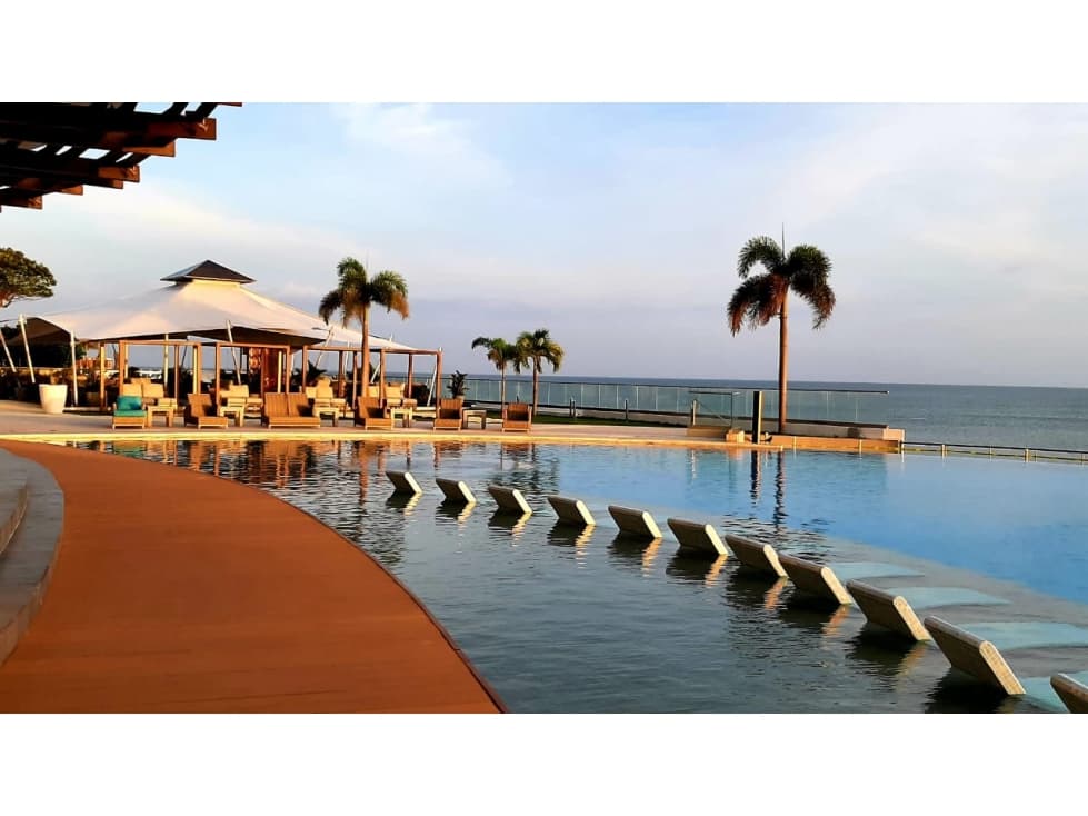 Oceanfront 3-Bed Condo | 12th Floor | Ocean Waves, Gorgona — foto 2