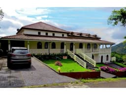 Mountain Estate w/Ocean Views Ideal for Boutique Hotel or Retreat