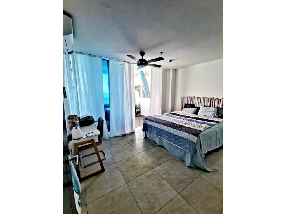 Oceanfront 3-Bed Condo | 12th Floor | Ocean Waves, Gorgona — foto 4