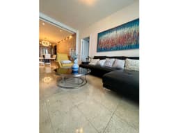Venta o Alquiler de Apartamento en PH Yoo Avenida Balboa
