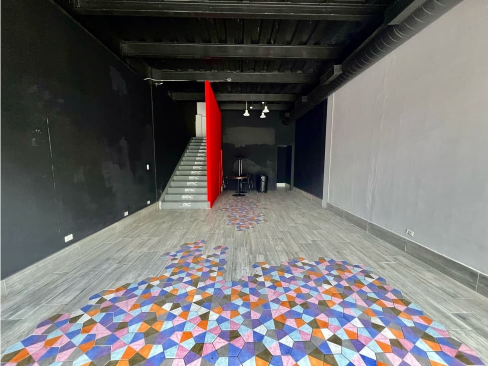 LOCAL EN SAN FRANCISCO - PLANTA BAJA — foto 1