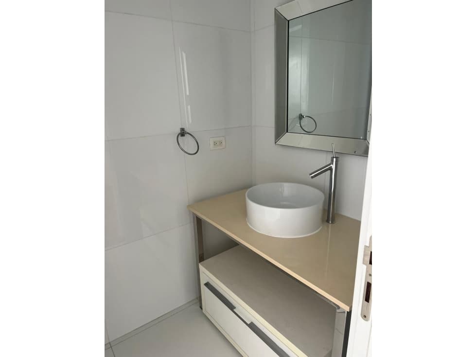 VENDO APARTAMENTO AMOBLADO EN AVENIDA BALBOA PH YOO (10) — foto 6