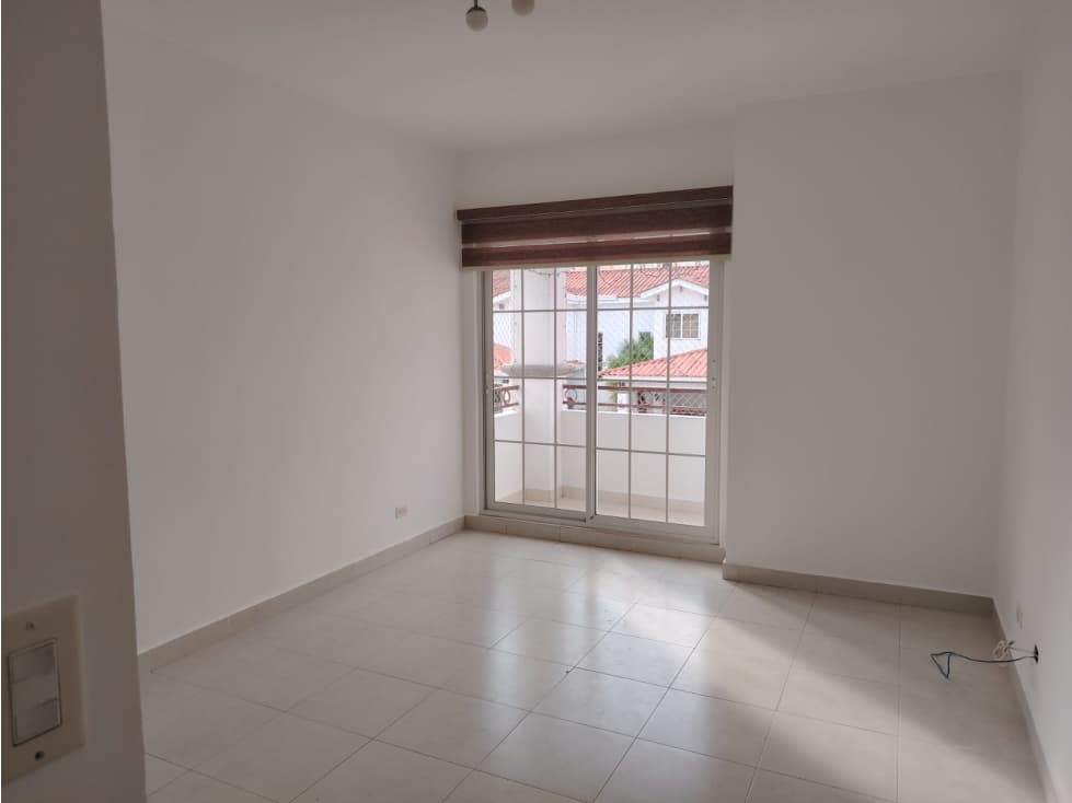 ALQUILER DE CASA EN PH QUINTAS DE VERSALLES, VERSALLES (21) — foto 4