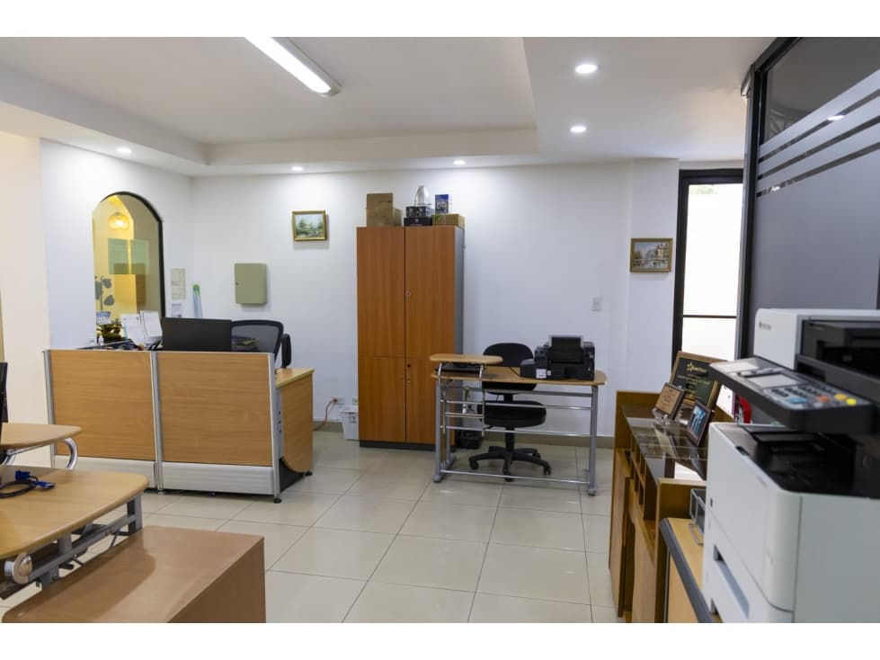 VENTA DE EDIFICIO COMERCIAL COMPLETO EN BELLA VISTA (1) — foto 5