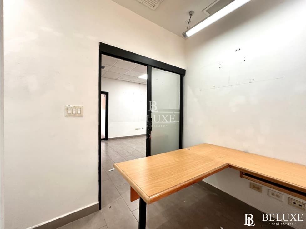 ALQUILER DE CASA COMERCIAL EN OBARRIO (15) — foto 6