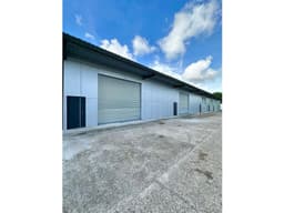 SE ALQUILA GALERA EN TOCUMEN / 80M2