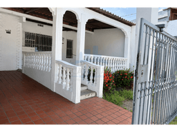 SE VENDE CASA EN ALTOS DE CERRO VIENTO