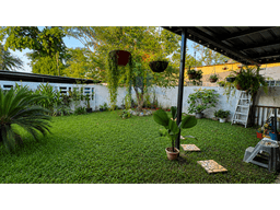 SE VENDE CASA EN SAN ANTONIO