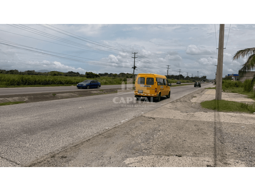 SE ALQUILA TERRENO COMERCIAL VÍA PARAMERICANA — foto 4