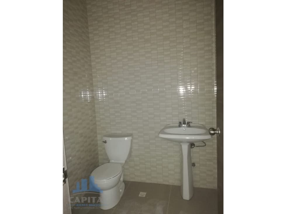 SE VENDEN LOCALES EN TERRAZAS DE ALBROOK — foto 4
