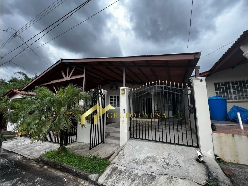 VENTA CASA EN BRISAS DEL GOLF REMODELADA — foto 1