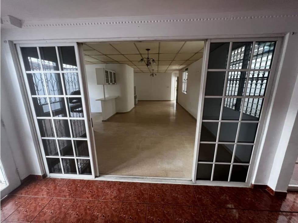 VENTA DE CASA EN VILLA LUCRE LAS QUINTAS II — foto 4
