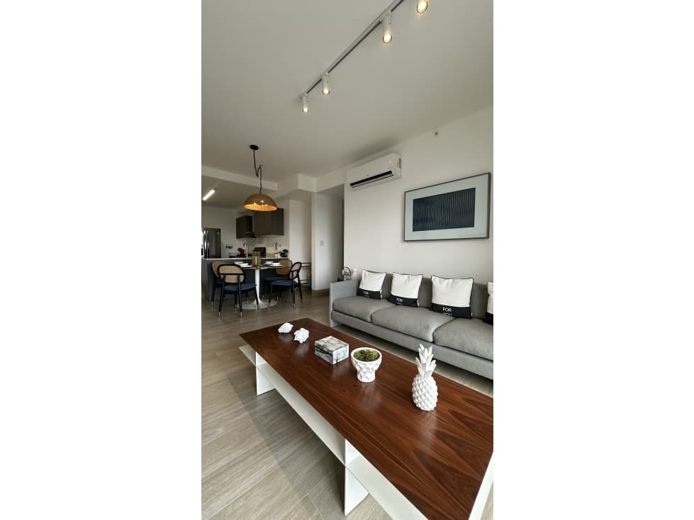 Venta Apartamento Amoblado 78.3m² | Inversión Premium — foto 1