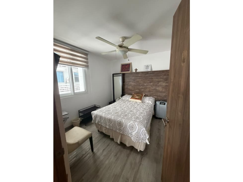 Apartamento en Venta en Plaza Valencia. — foto 2