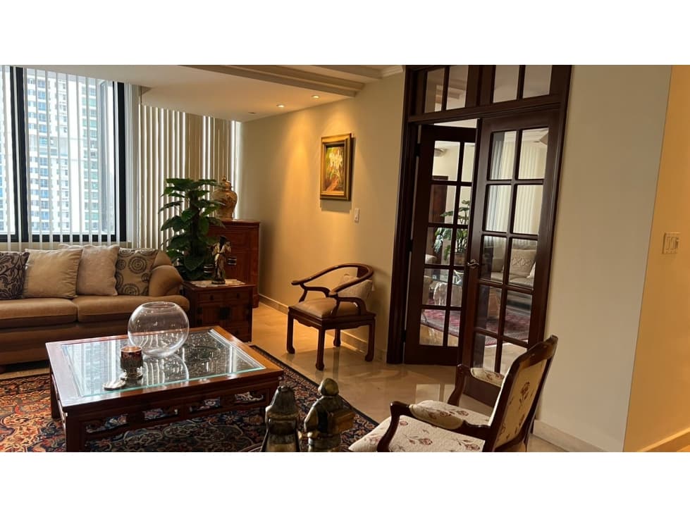¡VENDO AMPLIO Y ELEGANTE PENTHOUSE REMODELADO! — foto 3