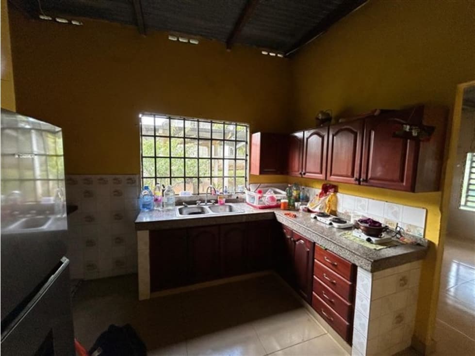 Casa en Capira con amplio terreno. — foto 4