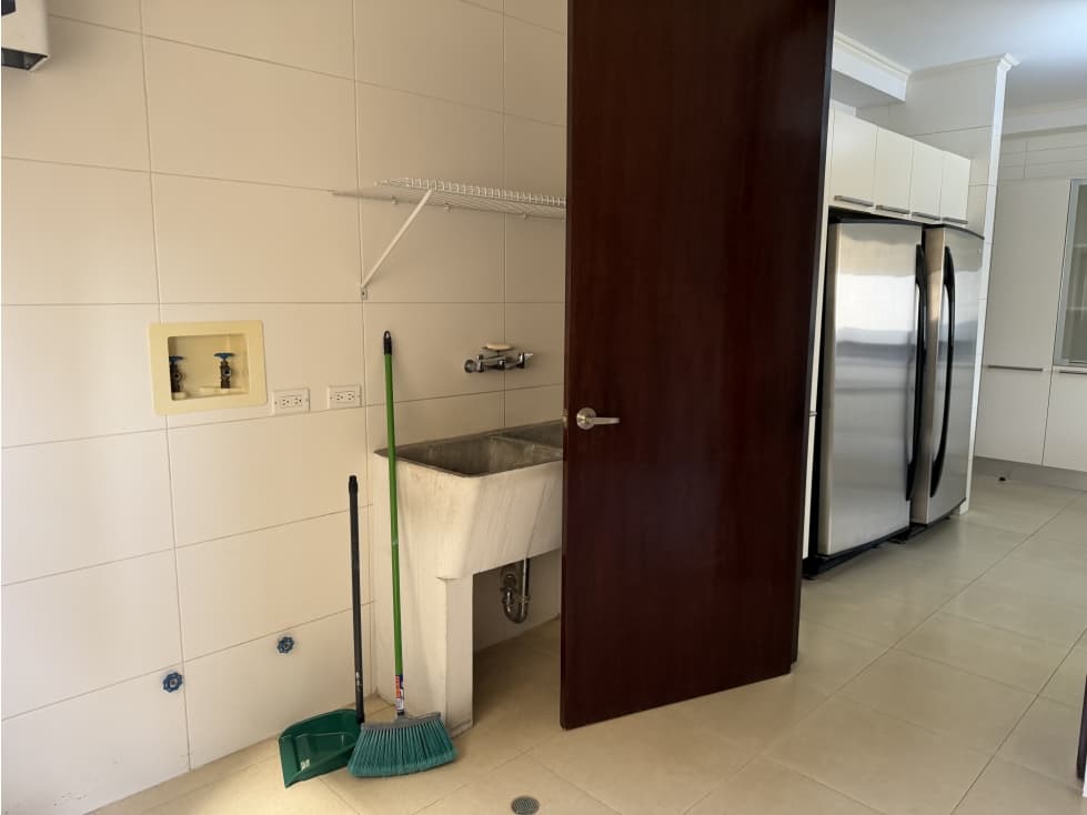 Se Vende apartamento en El Cangrejo, PH Portanova — foto 2